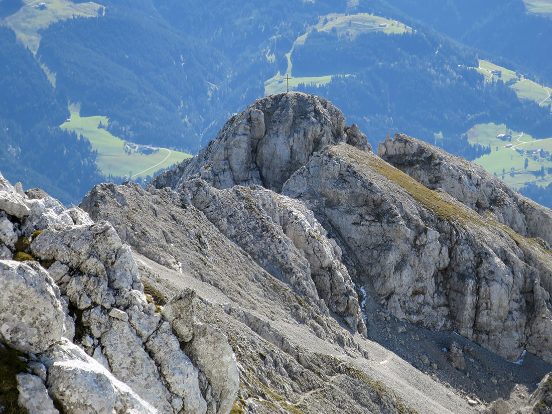 treffauer090.jpg - Tuxeck vom Treffauer Gipfel aus gesehen.                               