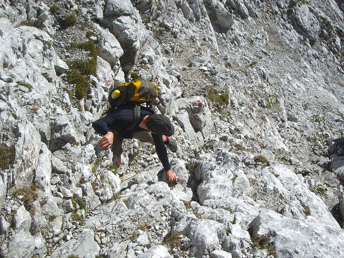 treffauer122.jpg - Es folgt ziemlich mühsames Steilschrofengelände.