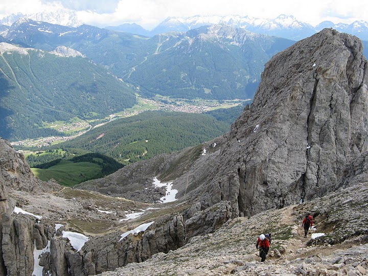 masare111.JPG - Der Gipfelrücken der Rotwand ist danach ein bequemer Weg.